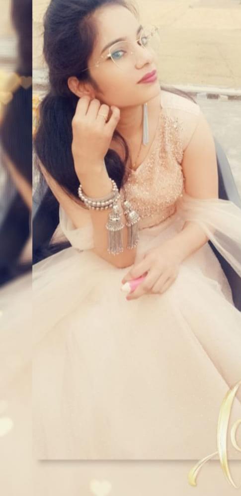 Divyanshi Profile Picture