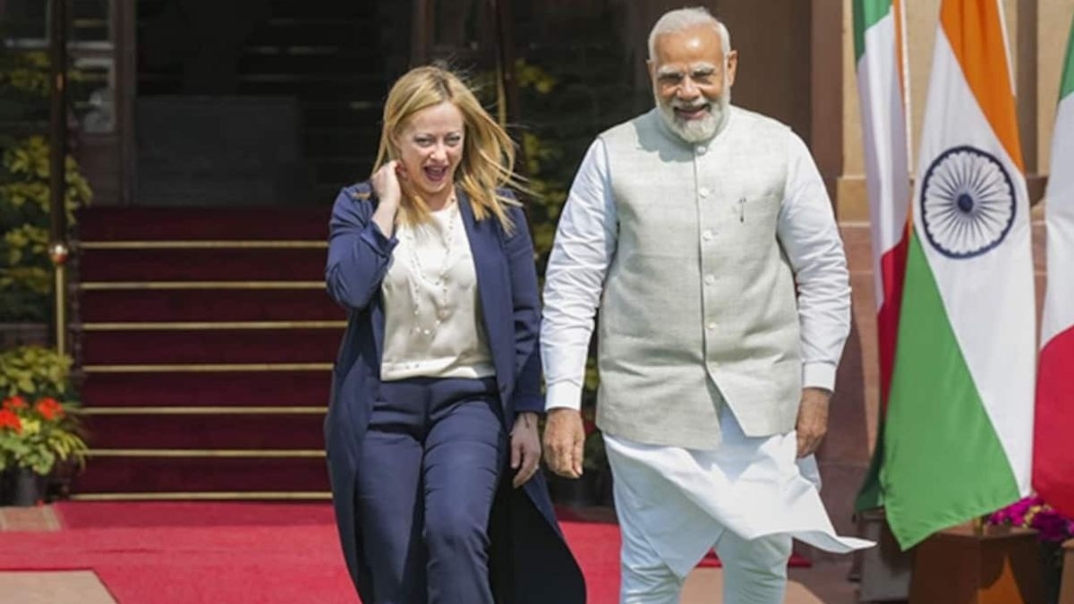 इस्लाम, LGBT का विरोध, पीएम मोदी की मुरीद... कौन हैं इटली की पीएम जॉर्जिया? जिनके खूब हो रहे चर्चे - G20 india summit 2023 italian pm Giorgia Meloni praises pm modi fascist islamophobic lgbt allegations tstsh - AajTak