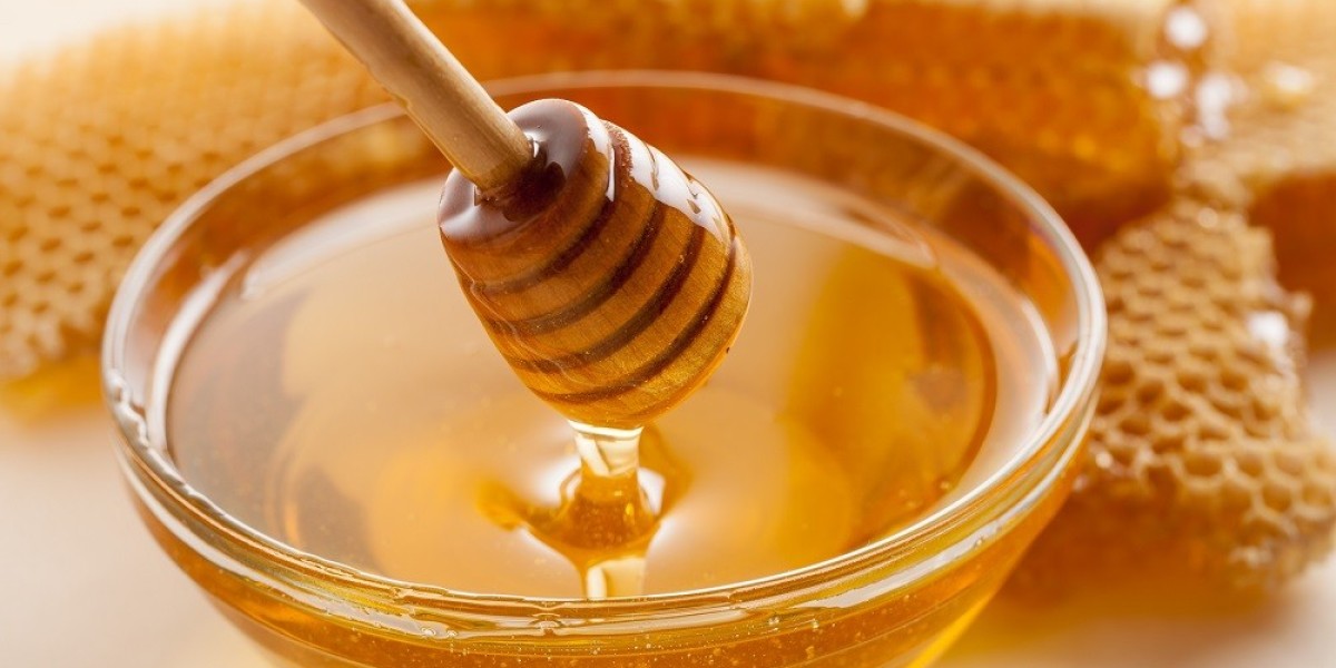 Why Choose Organic Honey? Benefits for Health, Environment, and Quality