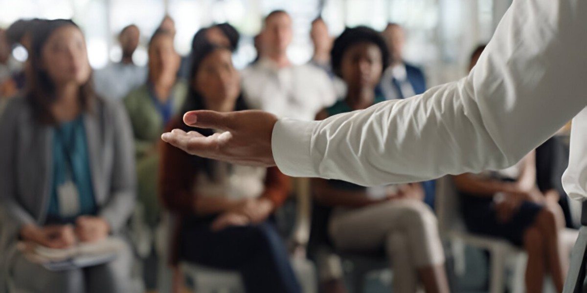 Coaching Skills in the UK: Shaping the Future of Workplace Communication