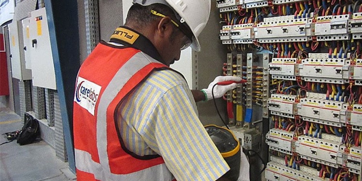 Best Electrical Services in Dubai, UAE: Right Fixers – Powering Dubai with Precision