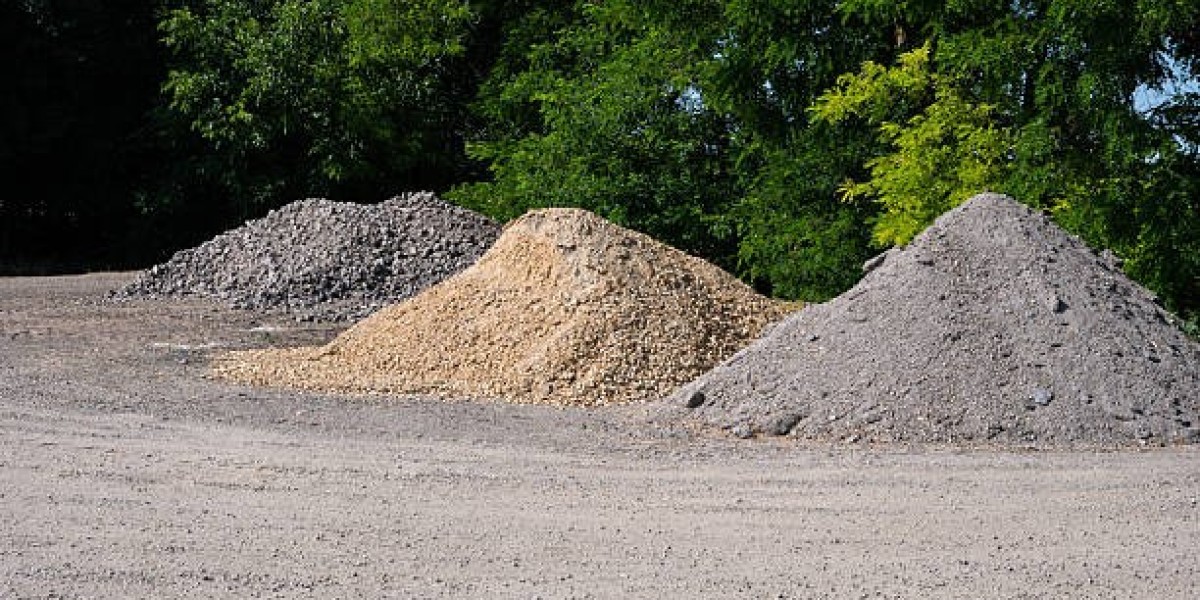 What Factors Determine the Price of Aggregate Materials for Construction and Landscaping?