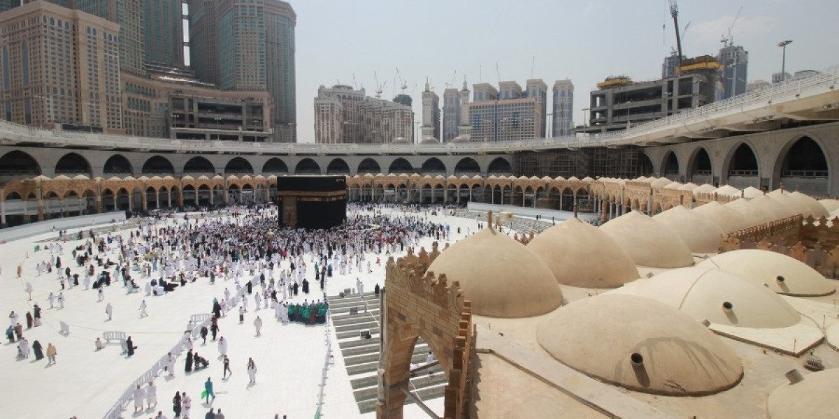 How to Avoid Hidden Costs in Cheap Umrah Packages?