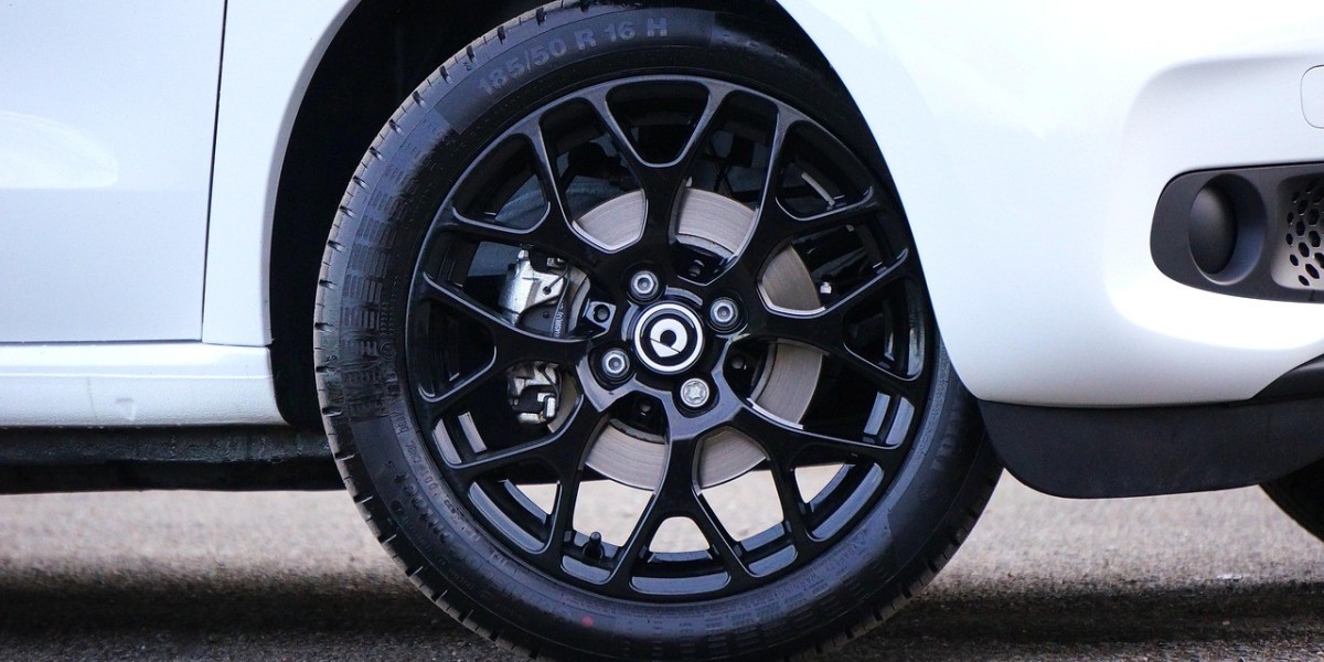 Finding the Right Garage in Dubai for Reliable Car Care