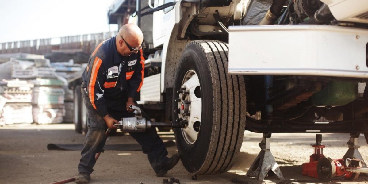 How Can Regular Mobile Trailer Maintenance Extend Equipment Lifespan