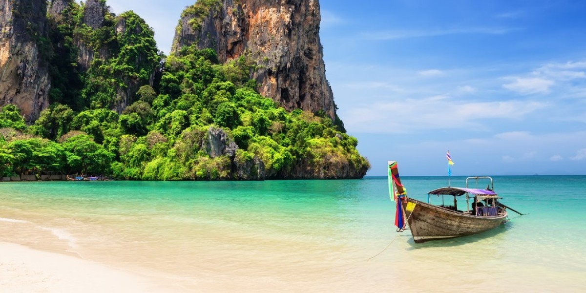 Best Time to Visit Phuket for Sunny Beaches Island Tours and Perfect Weather