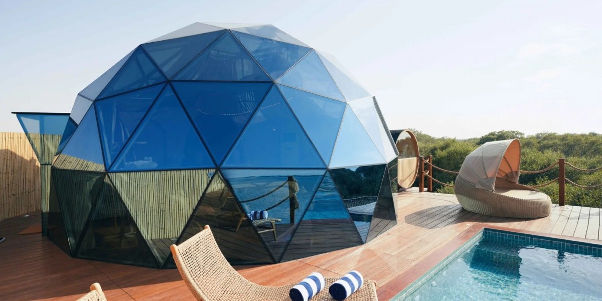"Hotel with Private Pool in Dubai – LUXEGLAMP "
